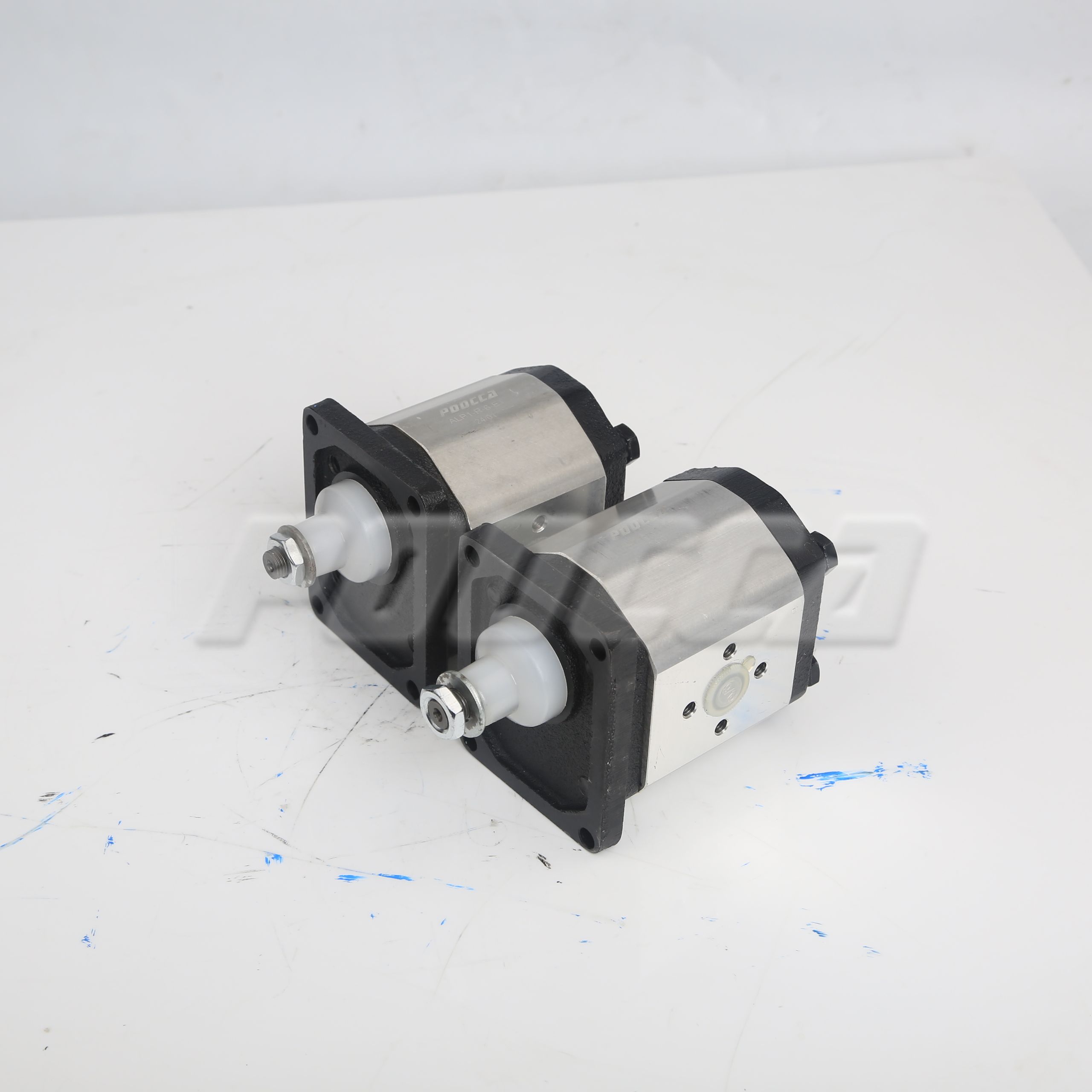 Двухходовой шестеренный насос ALP1-R